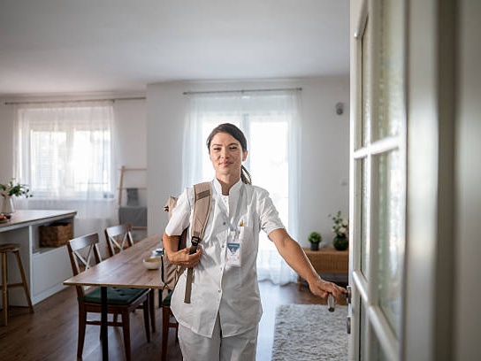 Travel nurse arriving at furnished housing near their assignment